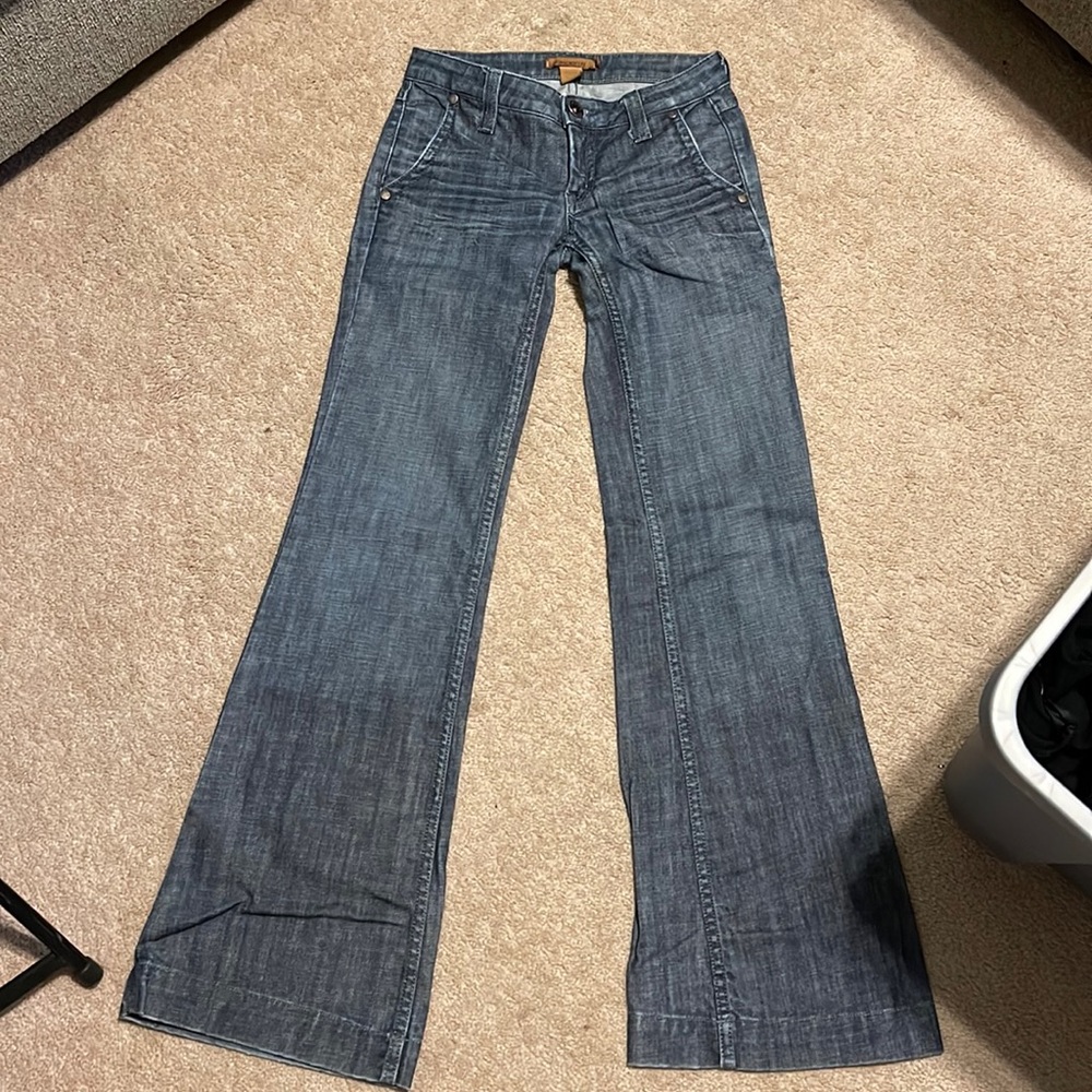 Arden B boot cut jeans with back button pockets